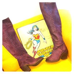 FREE PEOPLE- Auburn Leather Boot- Purple-38